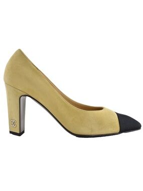 Chanel 25A Beige Suede Black Cap Square Toe CC Crystal Logo Heel Of Fame Pump 39